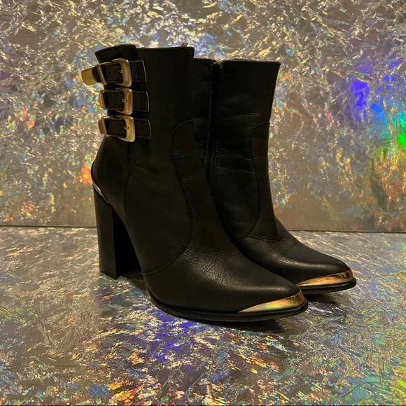 Jeffrey Campbell boots with Gold buckles. Size 7. Excellent condition! - Picture 4 of 14